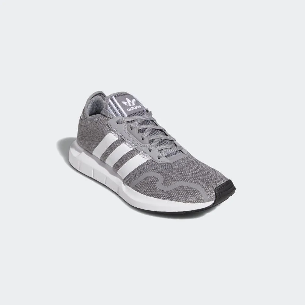 adidas Men's Swift Essential Sneaker