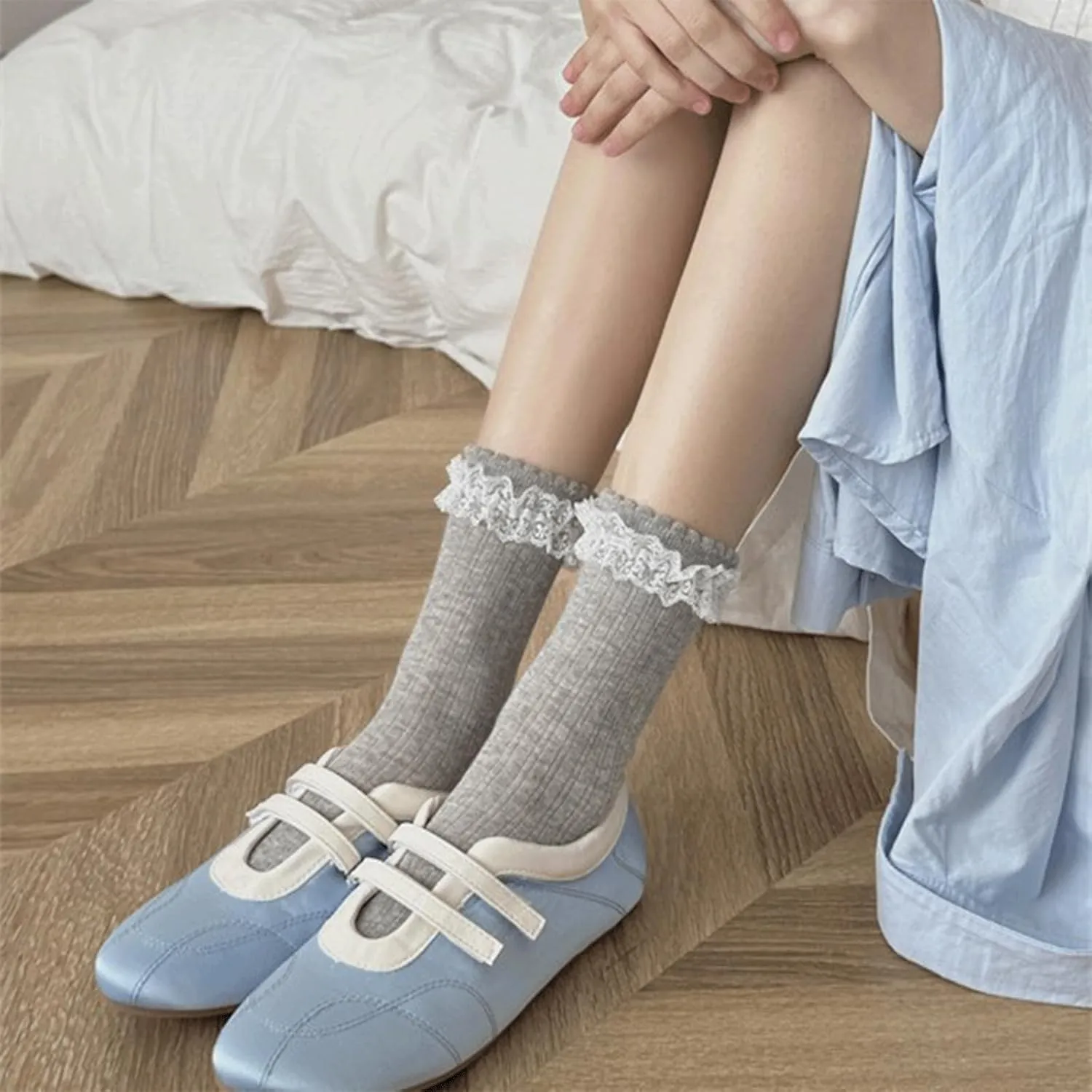 Ballet Sneakers for Woman Leather Trendy Hook and Loop Mary Janes Wide Toe Ballerina Flats Fancy Cute Low Top Ballet Shoes 2025 Spring Summer Dance Daily Dressy