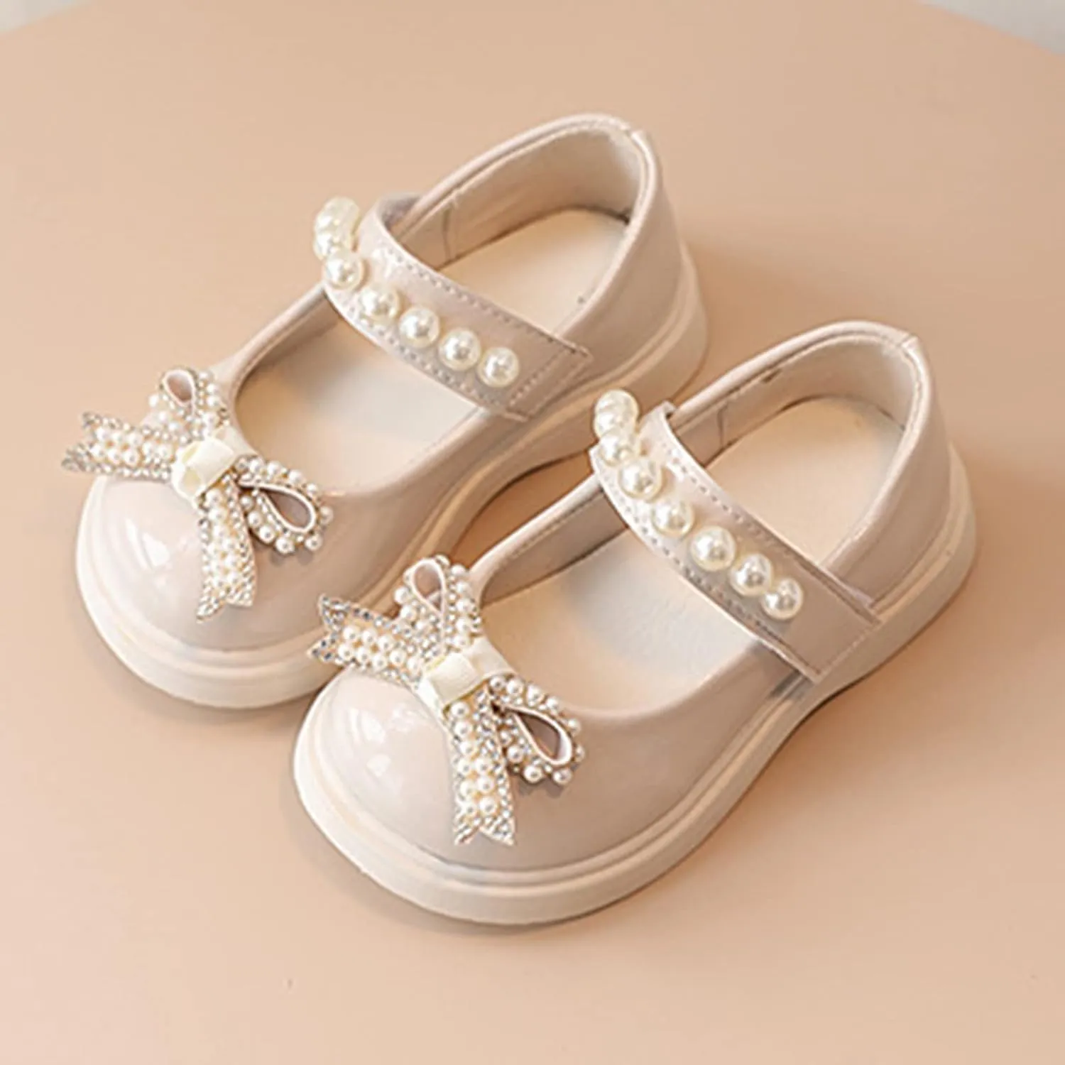 Girls Round Toe Ankle Strap Mary Jane School Shoes with Bow Kids Pearl Strap Chunky Platform Ballet Dress Shoes