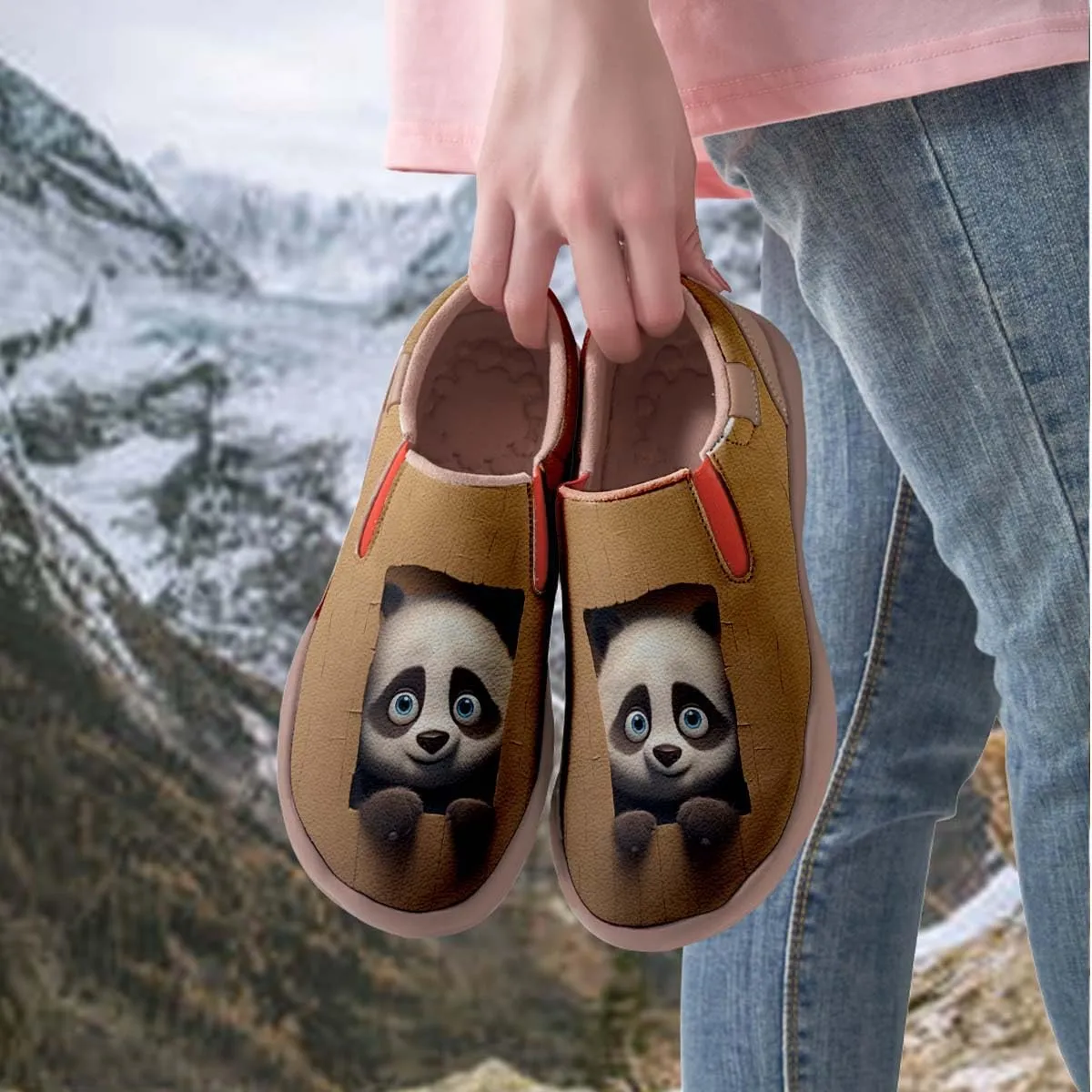Men's Painted Travel Shoes Slip On Casual Comfortable Lightweight Flat Sole Wide Toe Animal Art 3D