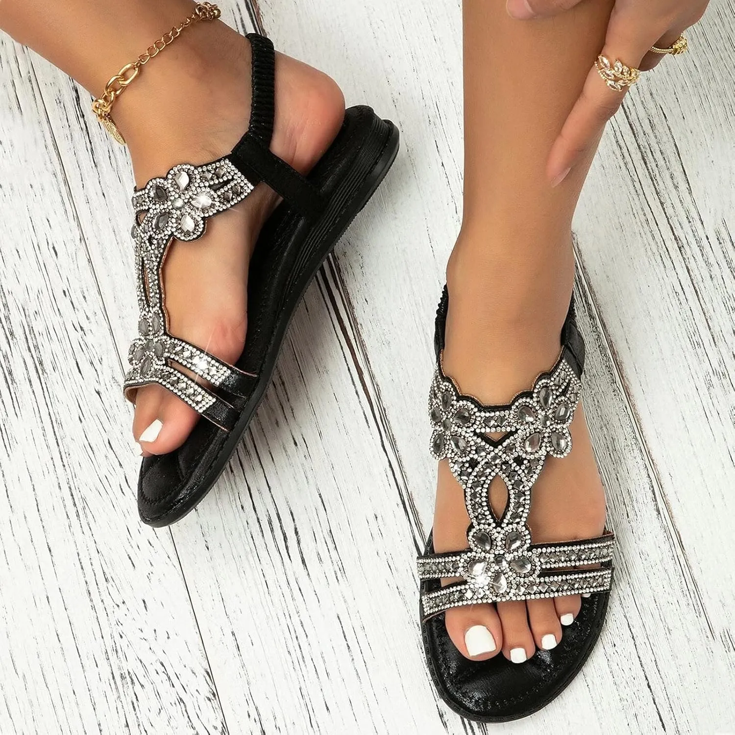 Sparkly Sandals Women Summer Dressy 2024 Wedding Flat Sandals Rhinestone Sandal Floral Gladiator Sandals with Toe Ring Bohemian Flip Flops for Bride Crystal Beach Shoes Comfortable