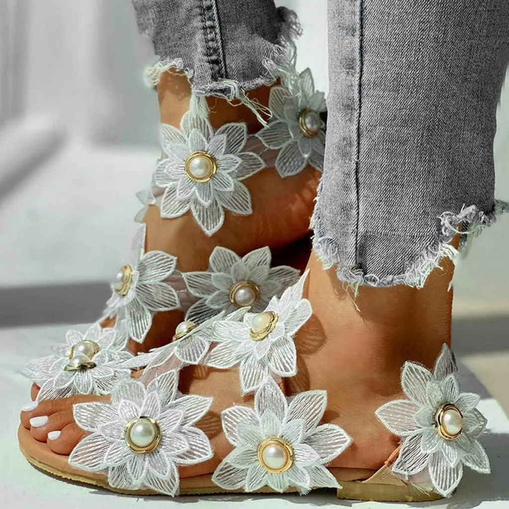 Sparkly Sandals Women Summer Dressy 2024 Wedding Flat Sandals Rhinestone Sandal Floral Gladiator Sandals with Toe Ring Bohemian Flip Flops for Bride Crystal Beach Shoes Comfortable