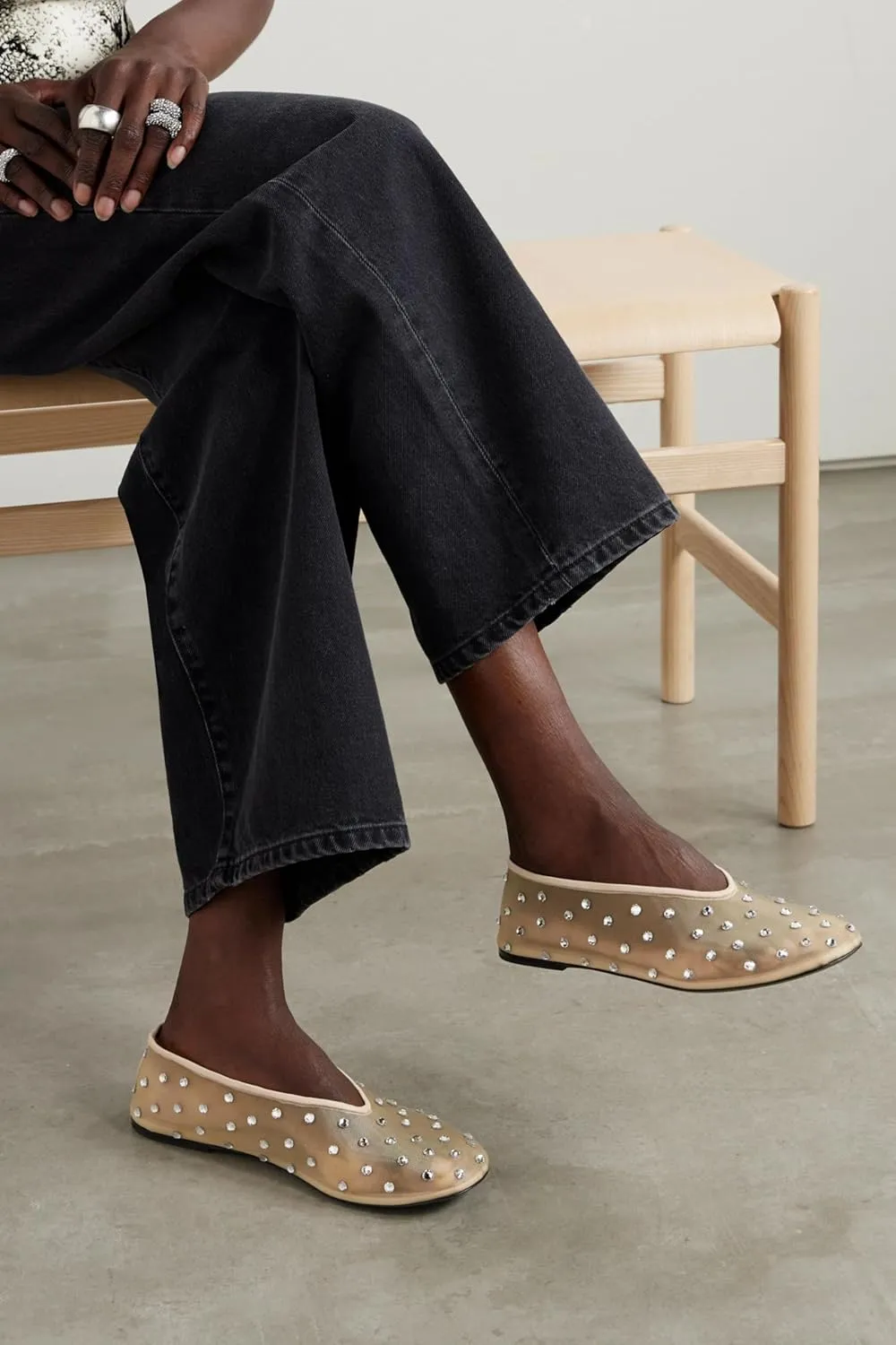 Women Mesh Ballet Flats Rhinestone Breathable Mesh Flats Slip On Ballerina Shoes Embroidered Floral Comfortable Casual Dress Shoes