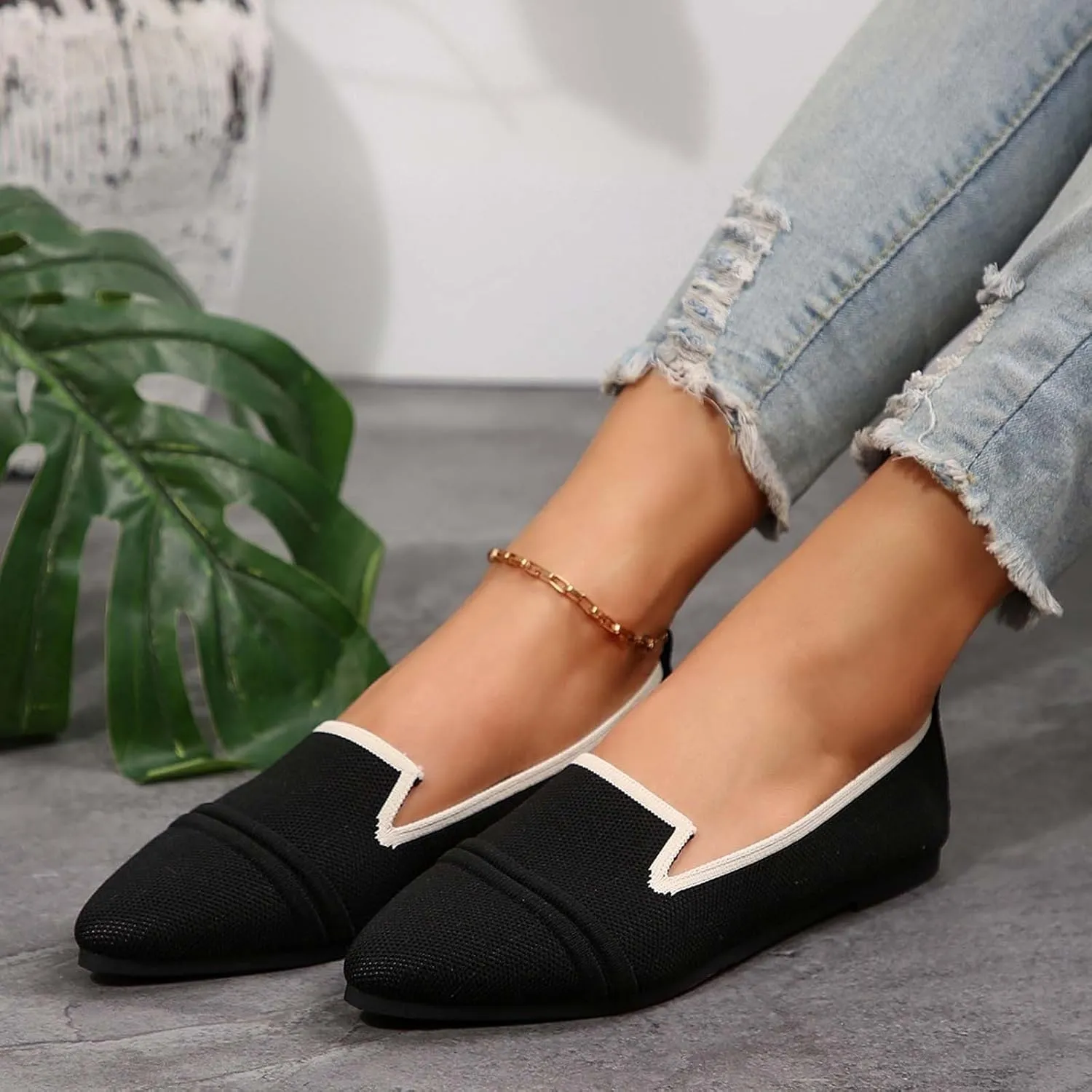 Women's Breathable Comfortable Pointed Toe Casual Shoes for Spring Summer Fashion Flat Walking Slip On Loafers