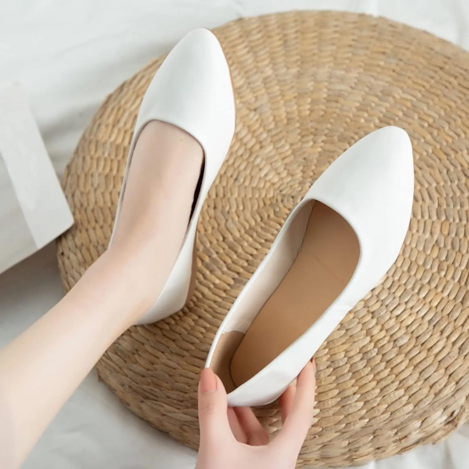 Women's Flats Comfortable Dressy Mesh Slip on Flat Shoes Slippers for Travel Wedding Work Flats Office Shoes