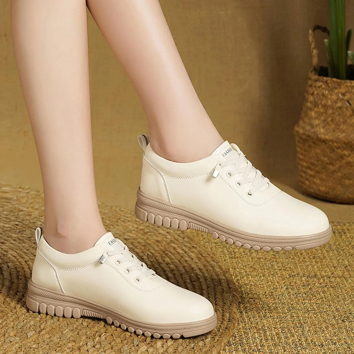 Women's Leather Hollow Lace Up Flat Fashion Sneakers Comfortable Round-Toe Slip On Casual Shoes Lightweight Breathable Outdoor Travel Walking Shoes