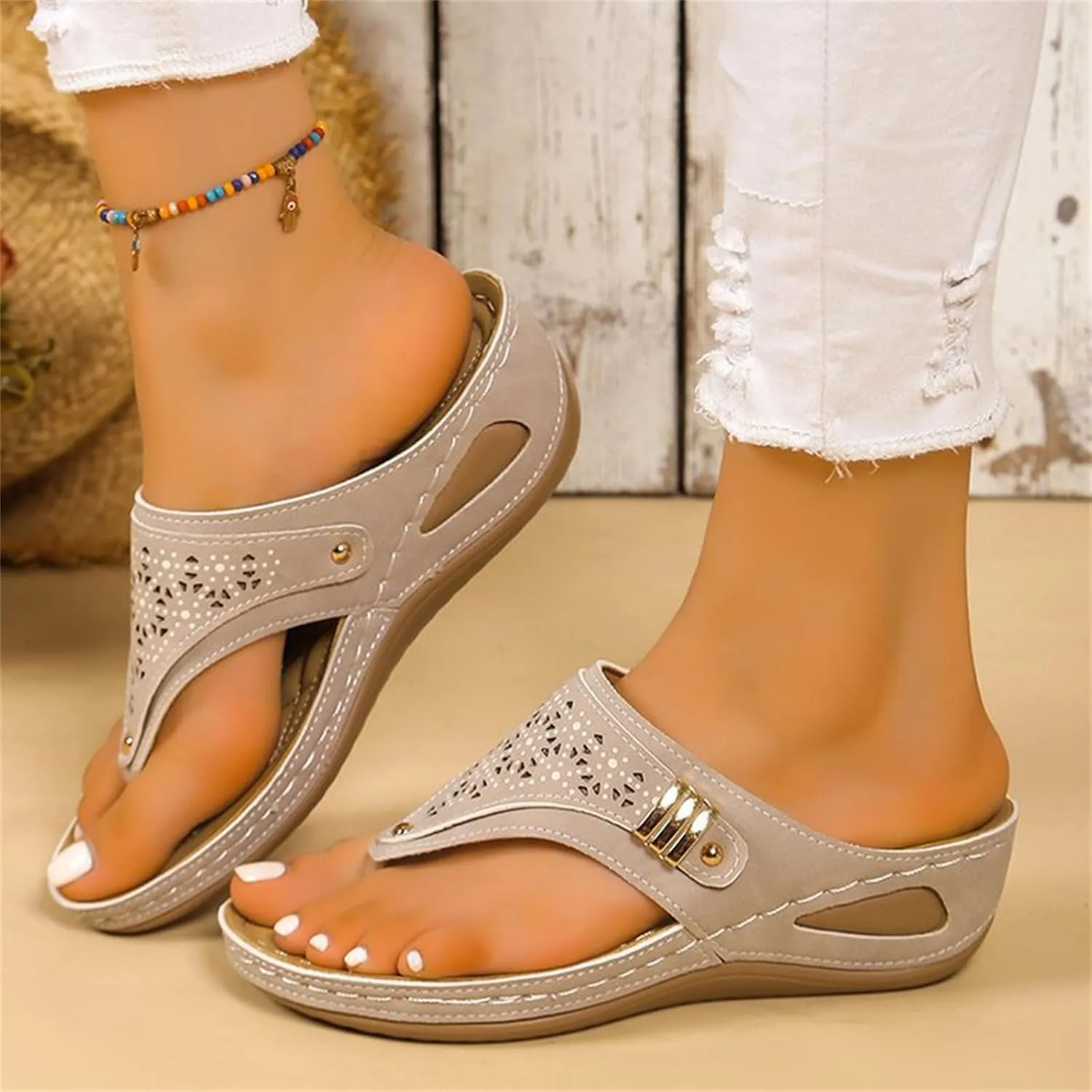 Women's Summer Sandals,Womens Casual Boho Crystal T-Strap Clip Toe Flip Flops Comfy Beach Flat Shoes Sandals for Women